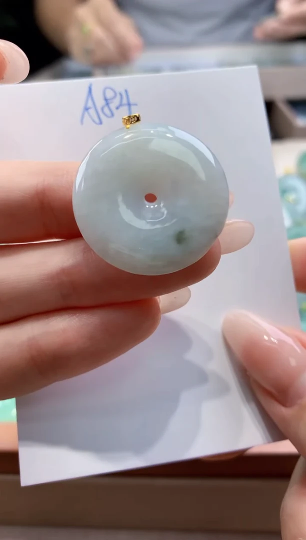 翡翠未镶嵌颈饰天然A货翡翠挂件