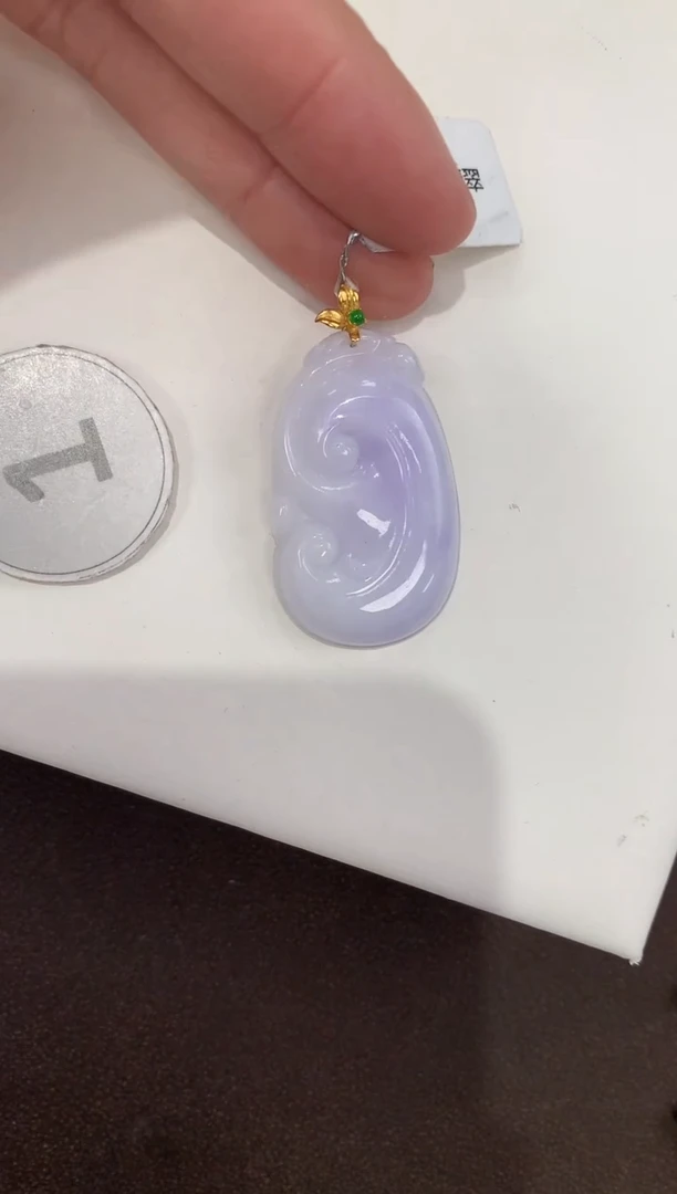 颈饰18K金镶嵌翡翠天然缅甸A货翡翠