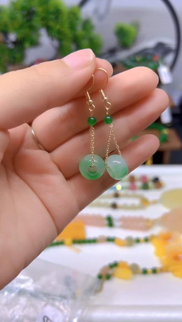 翡翠14K金镶嵌耳饰E624