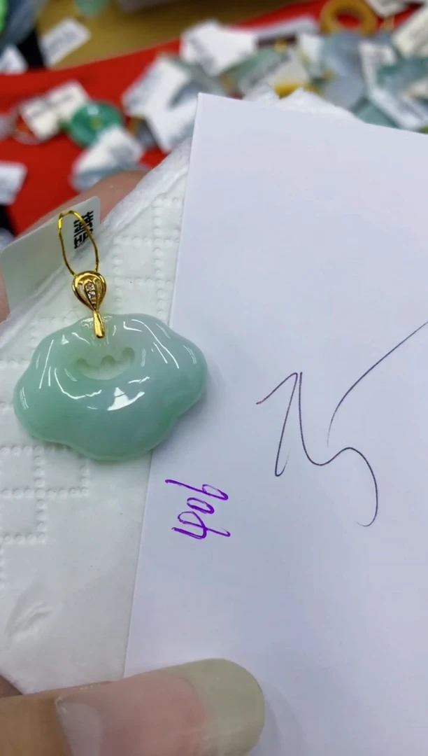 翡翠未镶嵌颈饰111111111111