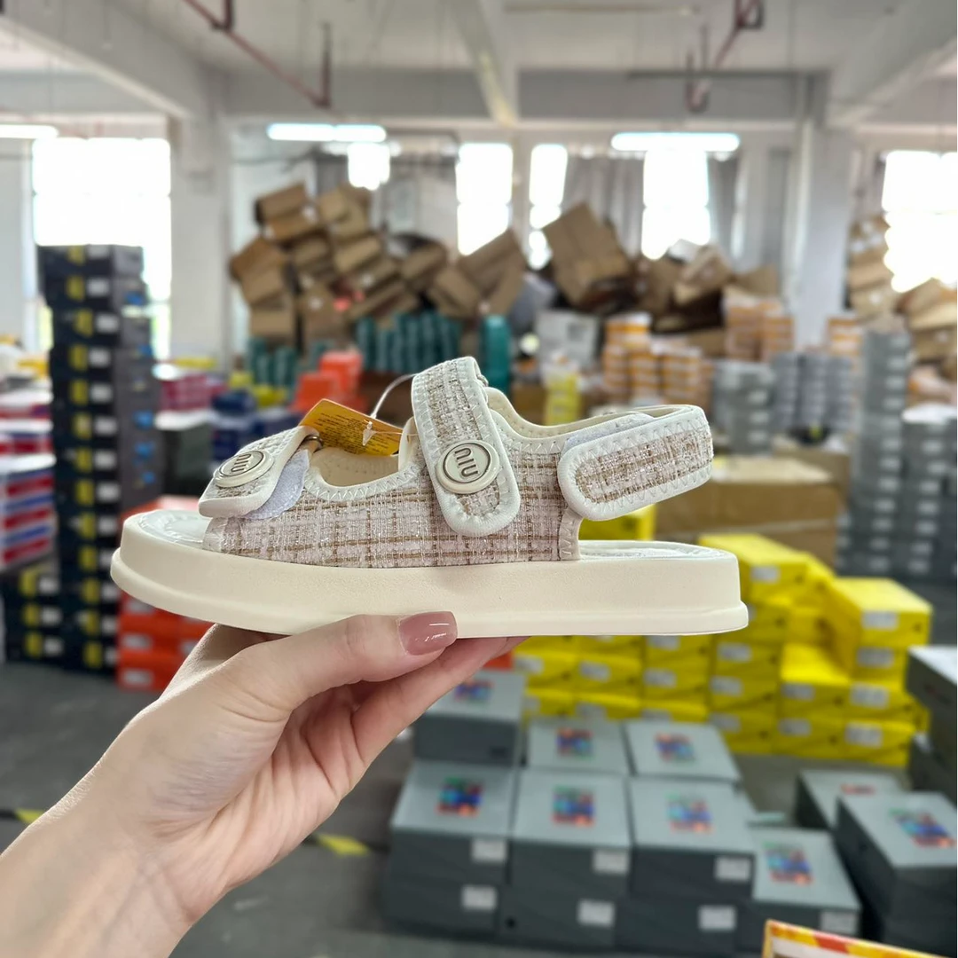 92高端专享夏季舒适凉鞋米色（老孙专场）