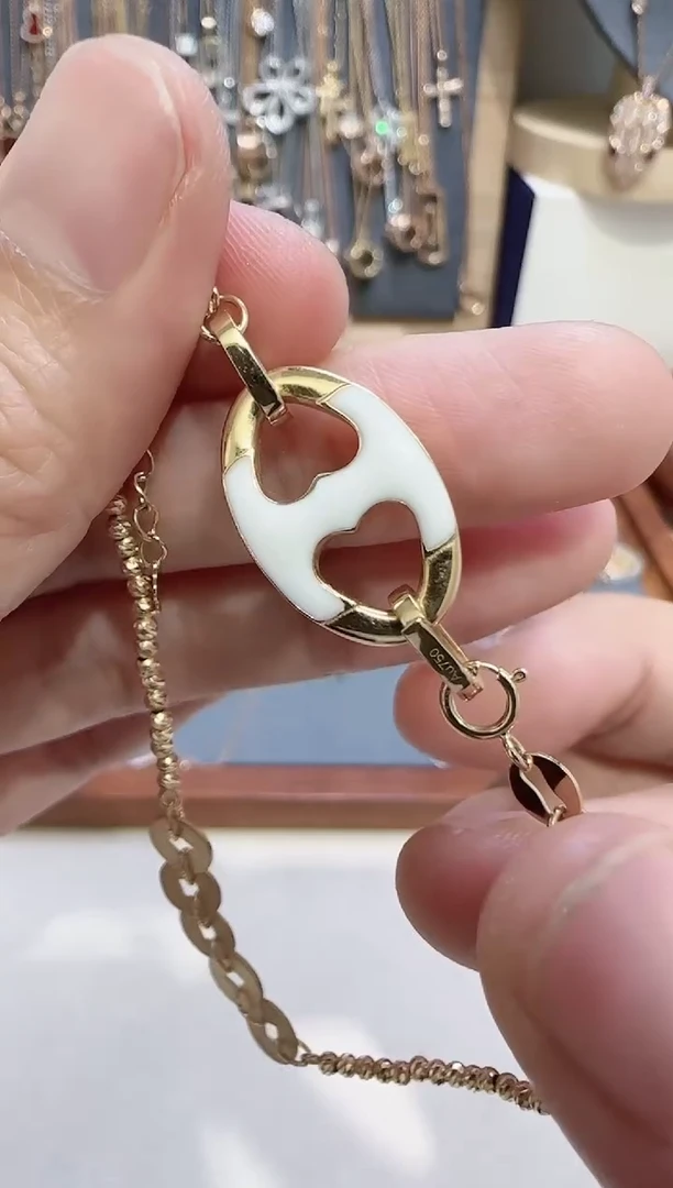 【闪购商品】18K金吊坠(不含链)多样性发货发其一