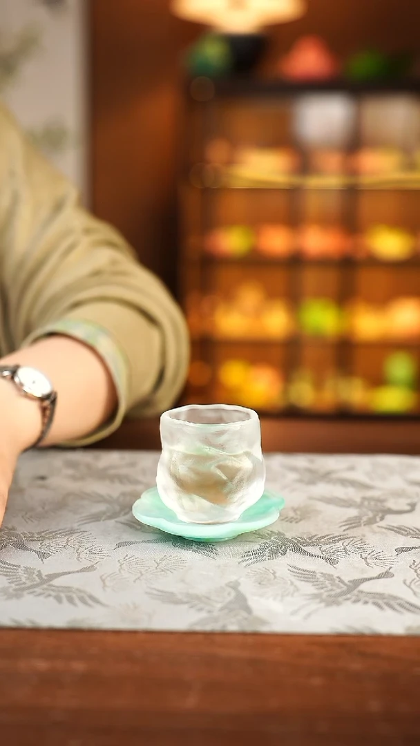 柿梅樱杯垫蓝色+直口杯白色
