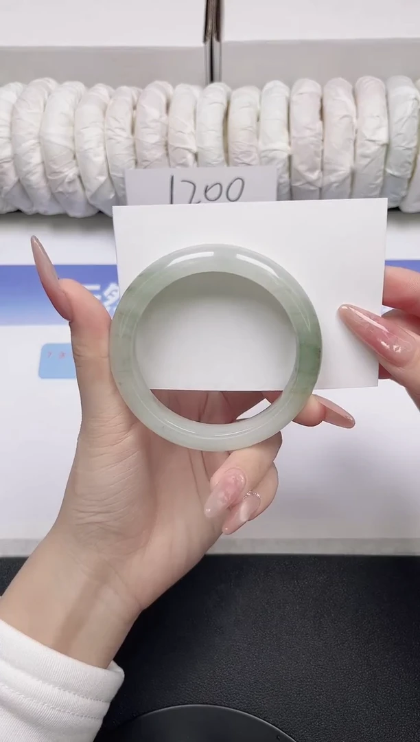 未镶嵌手镯石英质玉45-56