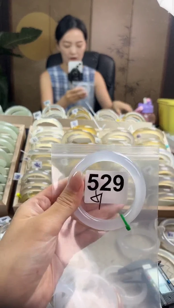 手镯玛瑙/玉髓未镶嵌529