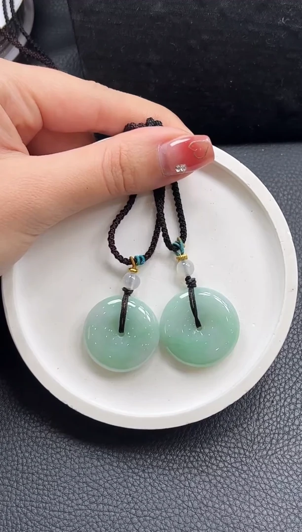 【闪购商品】翡翠颈饰未镶嵌K659-809平安扣多样性发1件