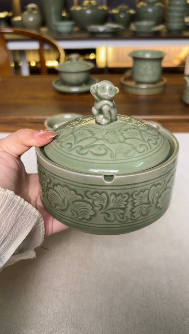 陶瓷耀州窑青釉缠枝牡丹四宝盖盒