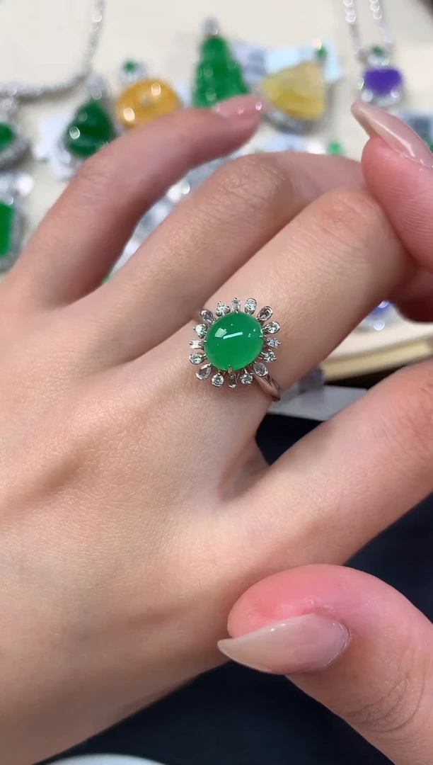 【闪购商品】翡翠戒指18K金镶嵌A306|9800