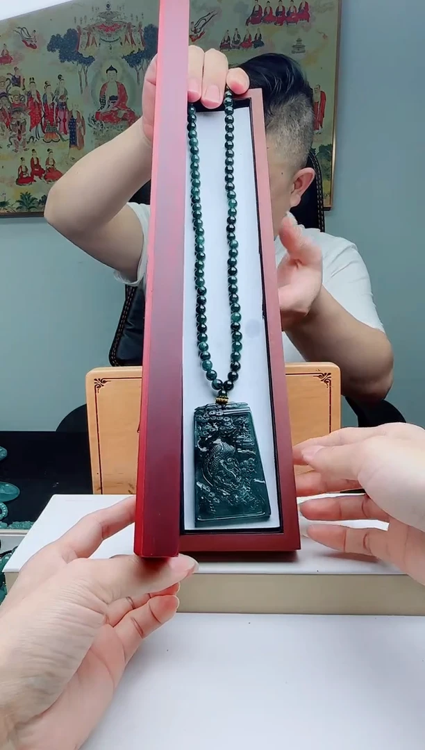 颈饰未镶嵌翡翠多样性发其一