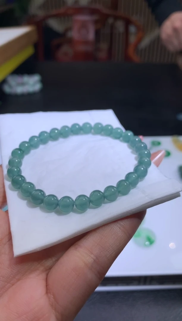 未镶嵌定制翡翠G****娜翡翠