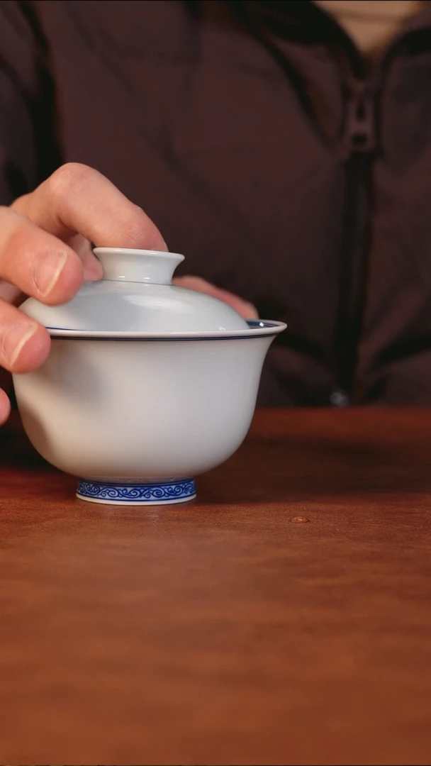 景德镇纯手工手绘白胎小元宝盖碗