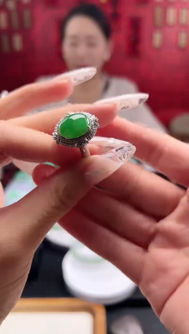 【闪购商品】翡翠戒指18K金镶嵌戒指