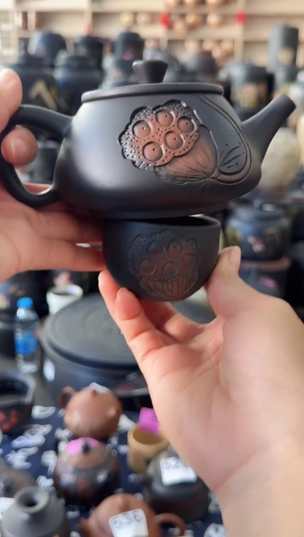 罐完品壶   半雕莲蓬石瓢   一壶一杯
