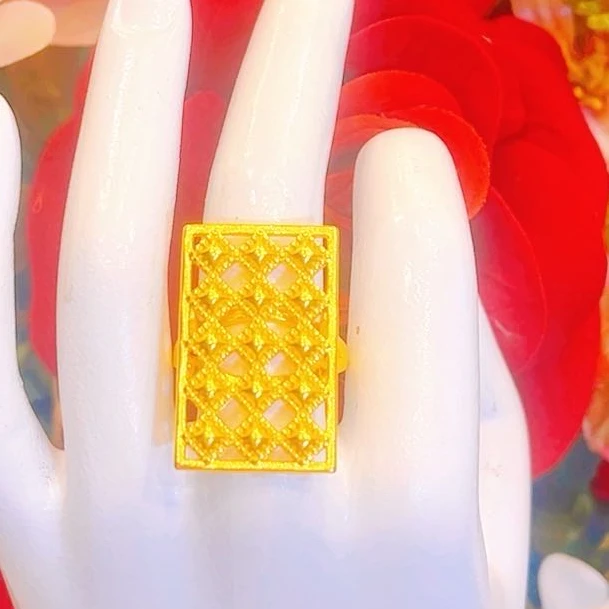 合金吊坠  最新款戒指女戒指 مەڭگۈ ئۆزگەرمەيدىغان ئۈزۈك 150