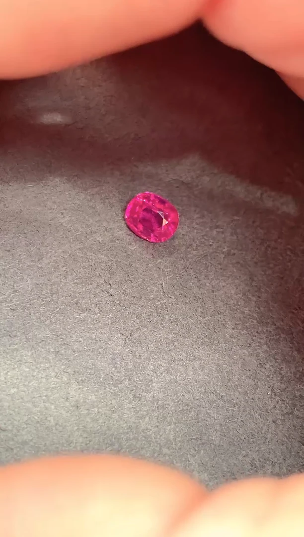 裸石蓝宝石1.04克拉无烧粉蓝宝