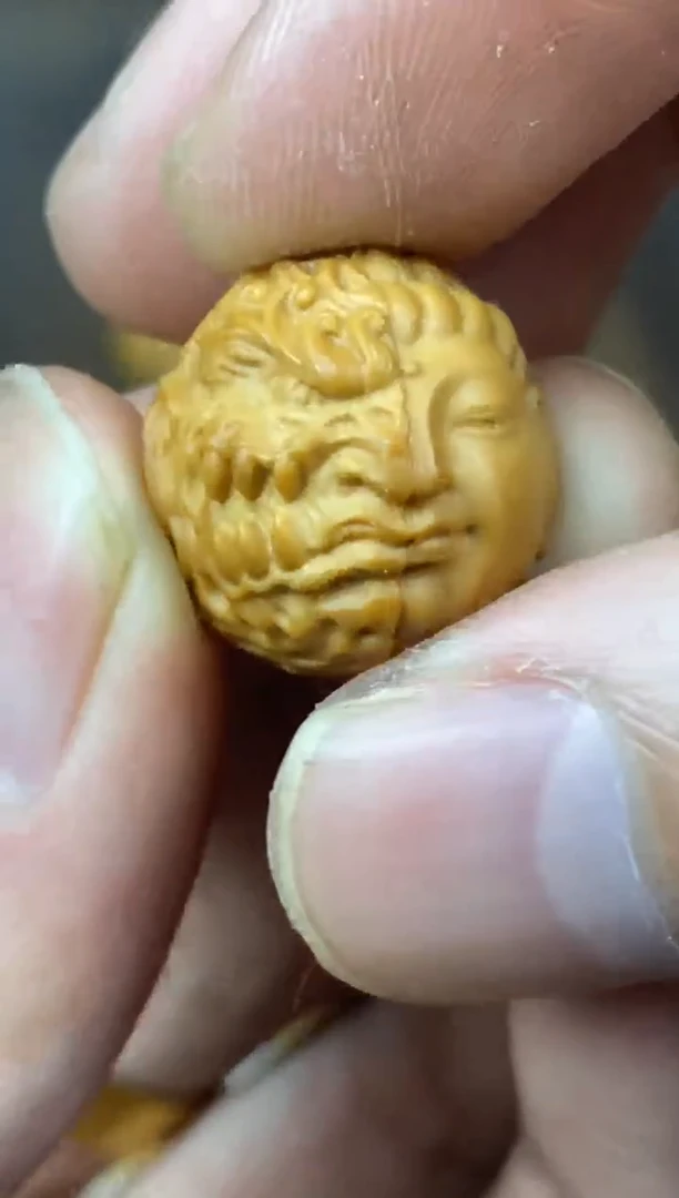 猴头核桃吊坠佛头  一念