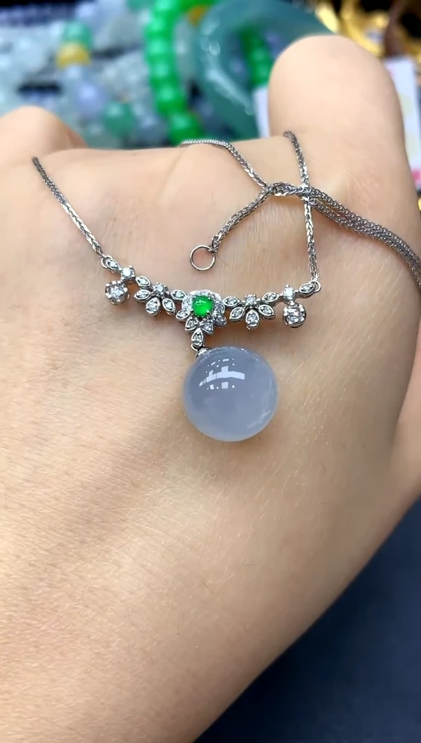 颈饰18K金镶嵌翡翠390-中国好珍宝