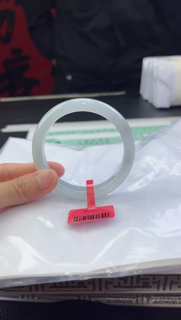【闪购商品】翡翠手镯未镶嵌17翡翠手镯