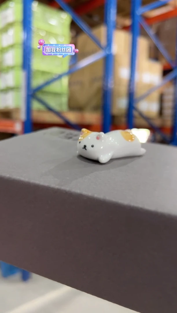 瓷片ゆる猫 箸置（大） ブチ　オレンジ