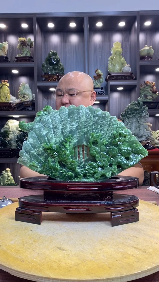 玉世****及 玉岫岩料手工雕刻摆件居家装饰送礼一物一图