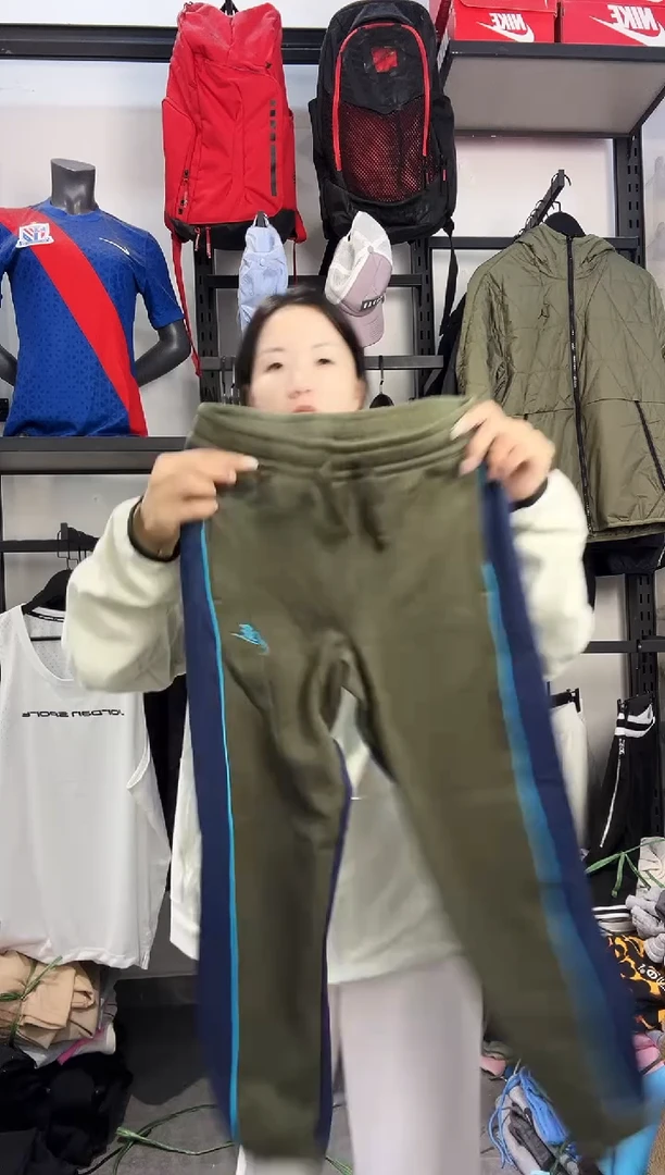 651编码 瑕疵款直播间过款为准 尺码M