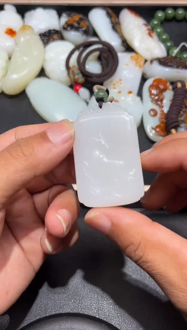 未镶嵌和田玉（子料）挂件YL-LL-1.3-26