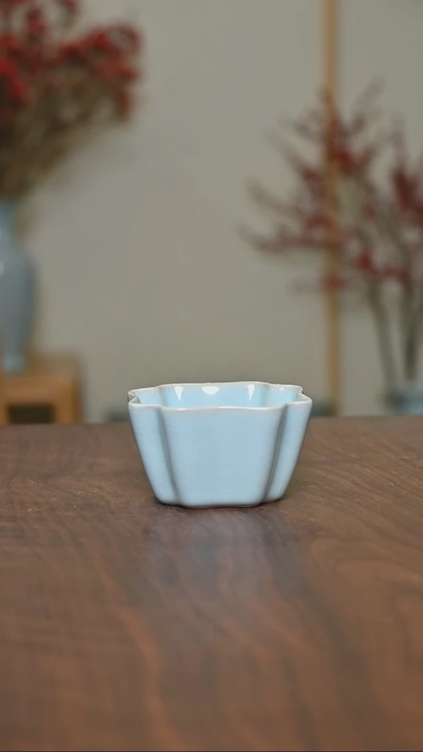 【闪购商品】其他微瑕天青釉朱家汝窑款四方如意杯