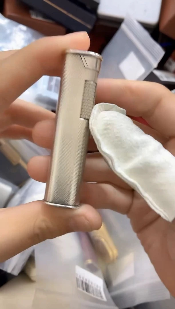 礼服银麦穗打火机