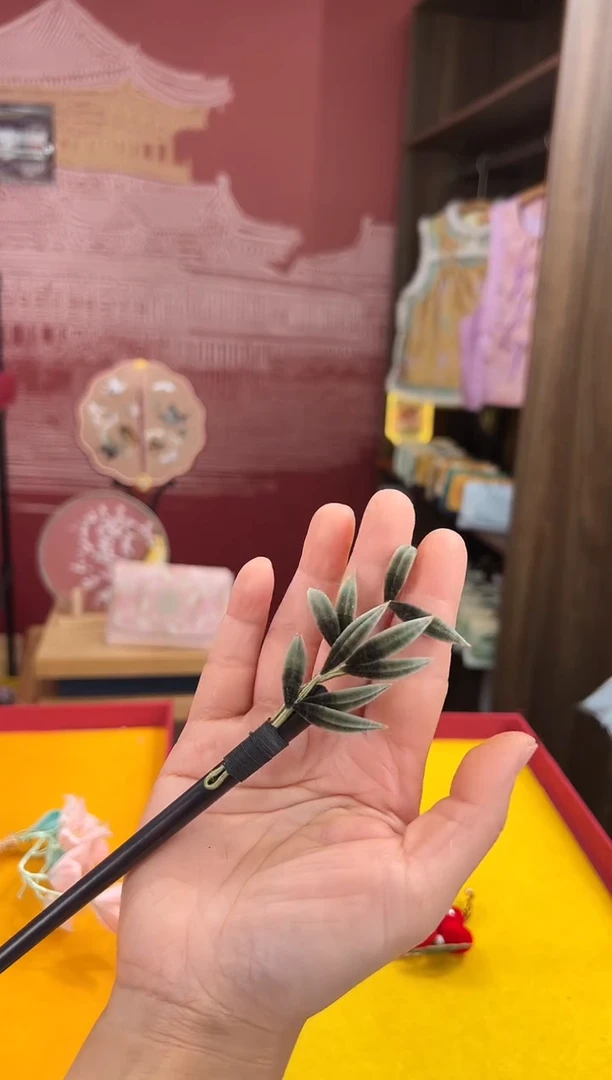 【闪购商品】刺绣非遗绒花（发饰）