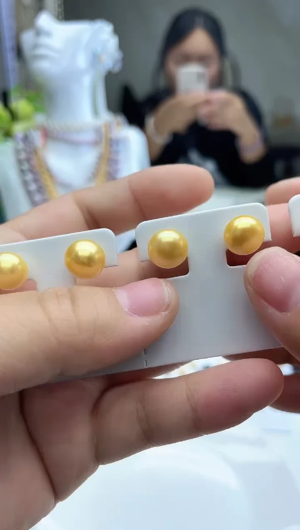 金色胖圆耳钉    11mm