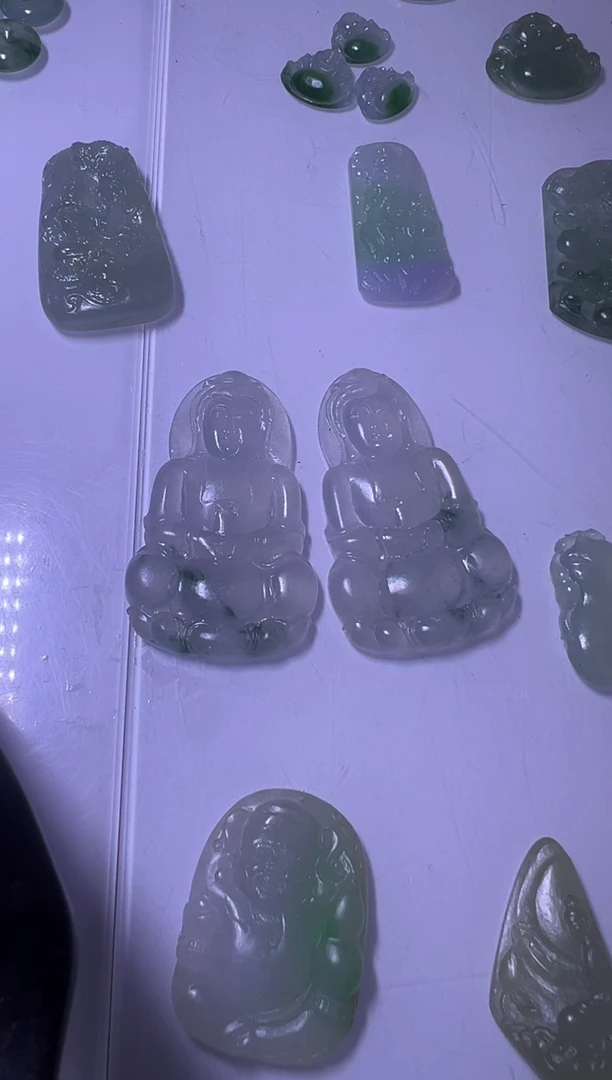 未镶嵌定制翡翠观音