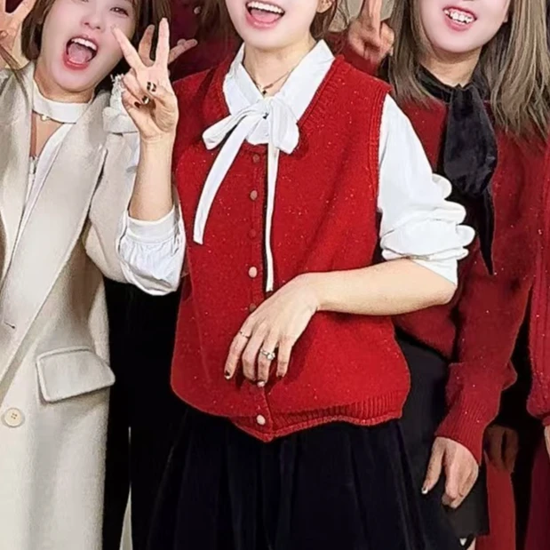 【PGXIAOM】mini定制 红色彩扣细闪针织马甲MY9392