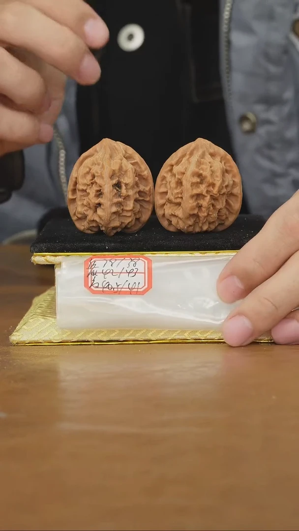 把件文玩核桃马蹄