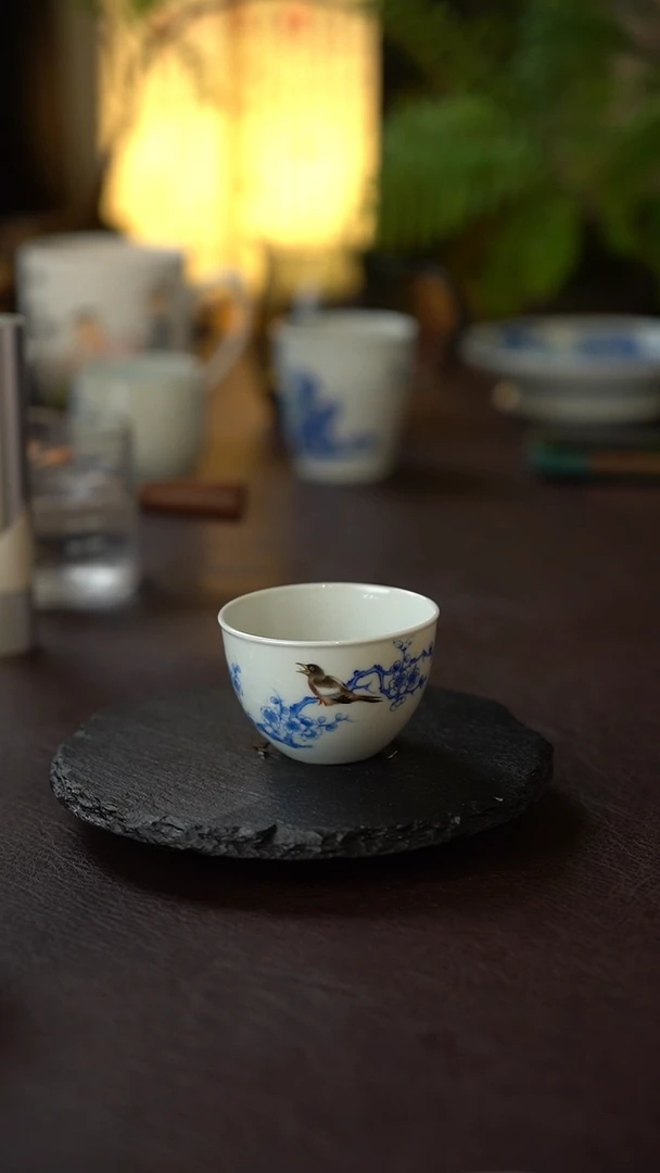 景德镇全手工手绘斗彩翠鸟小缸杯
