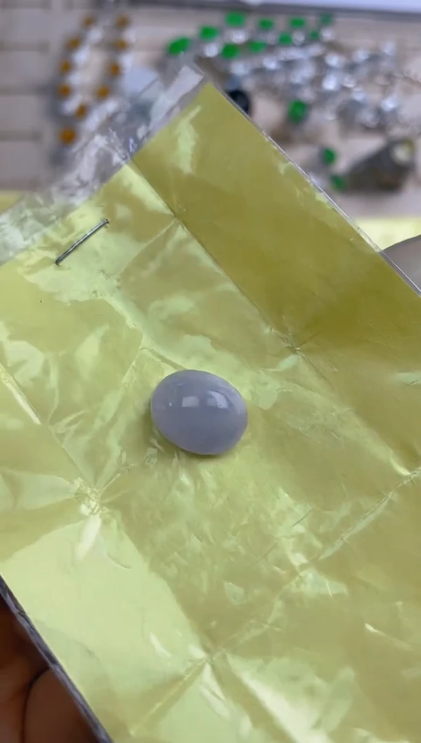定制翡翠未镶嵌天然翡翠蛋面50