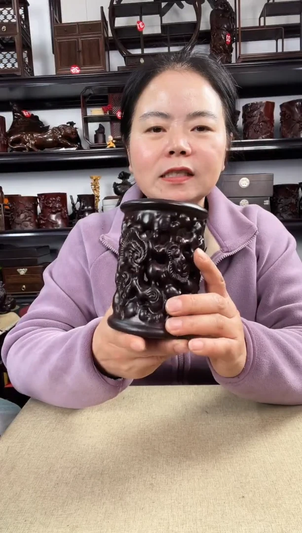 木新款笔筒老李红木工艺品