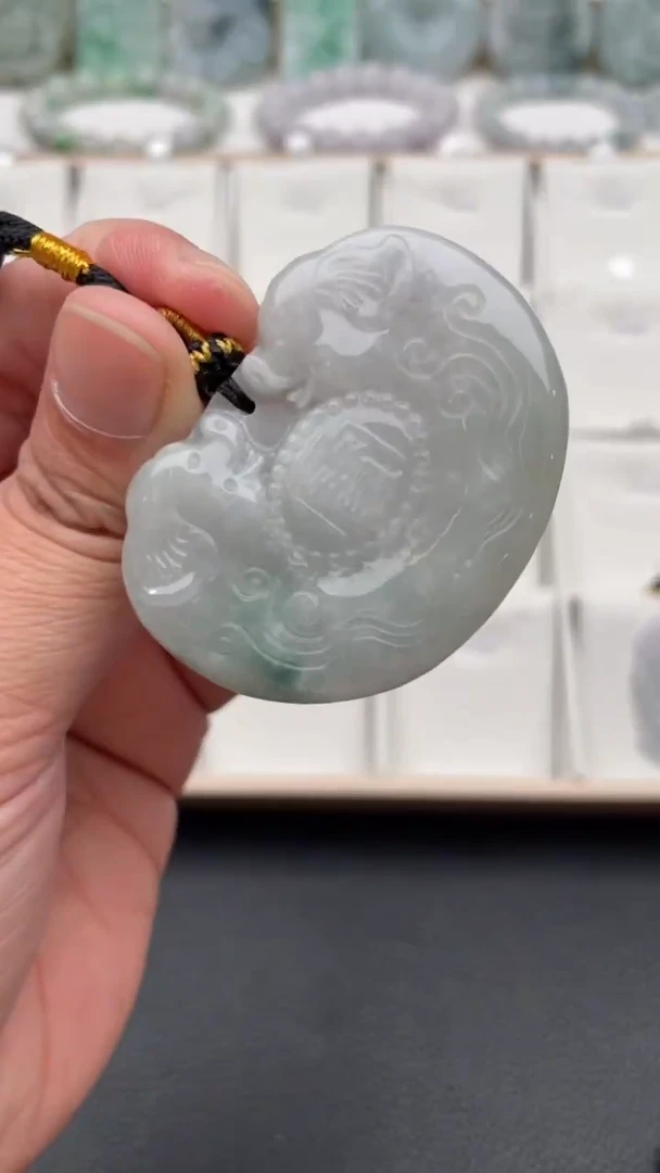 颈饰未镶嵌翡翠天然缅甸翡翠A货124