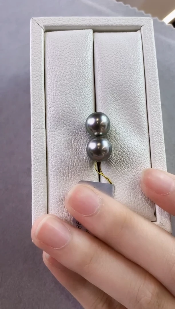 18K金镶嵌海水珍珠耳饰10-11大溪地黑珍珠耳饰