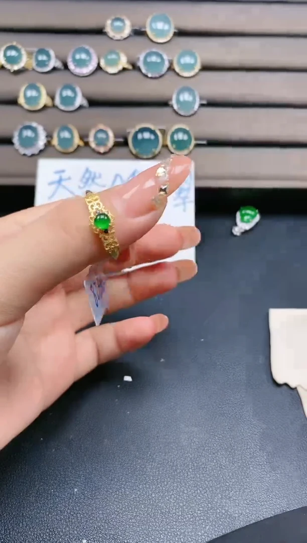 翡翠戒指银S925镶嵌2424