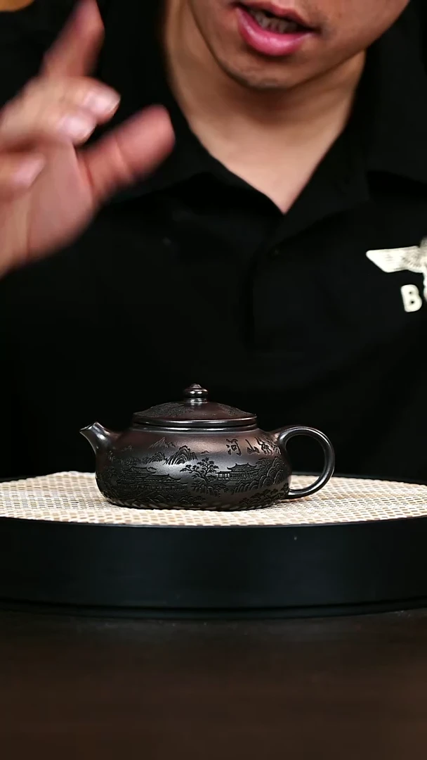 紫砂茶宠石黄山河刻绘寒江紫砂壶