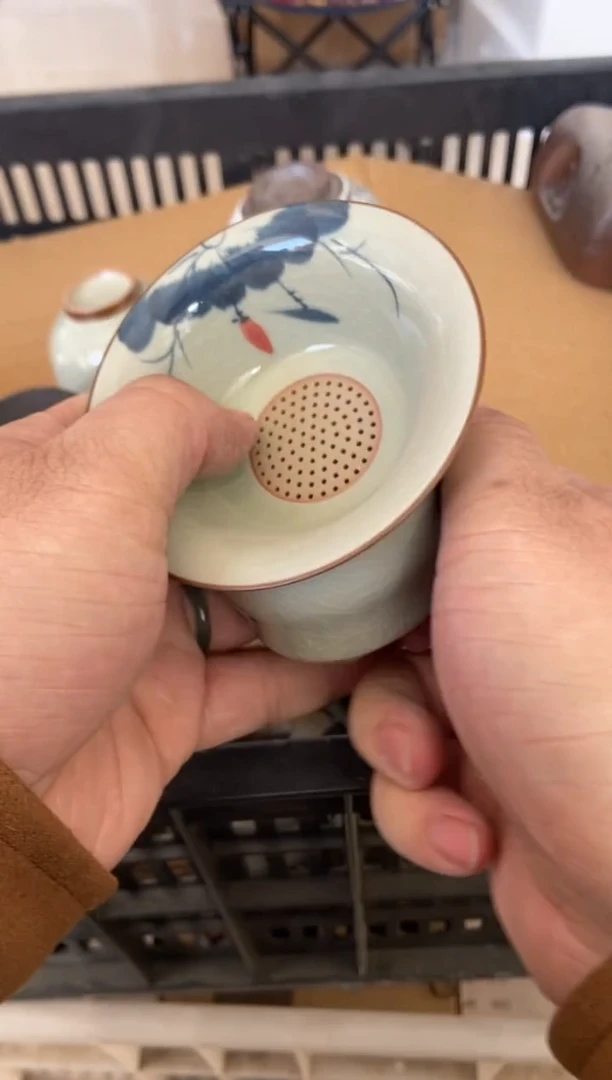 杯子瓷无运费险有瑕疵的摄影的产品有使用过的痕迹有点脏介意勿拍