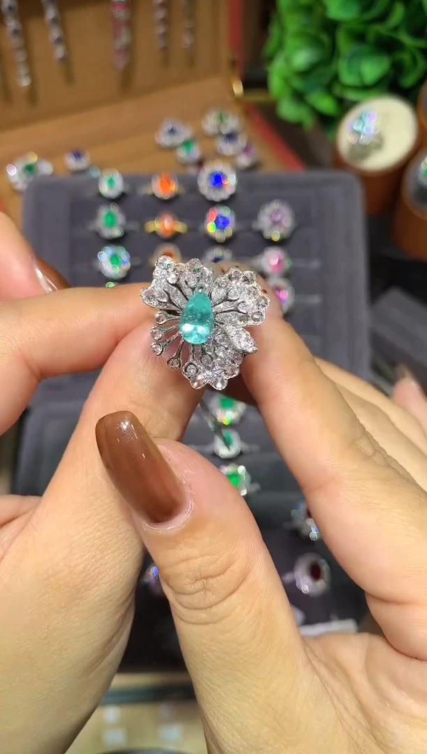 18K金镶嵌戒指碧玺1.02ct