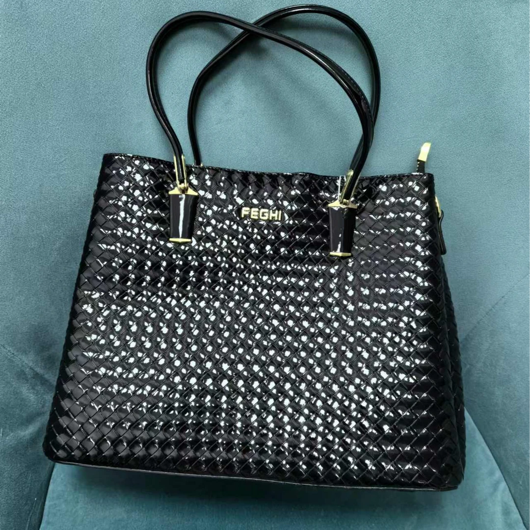 时尚百搭黑色编织纹亮片水桶包托特包 100