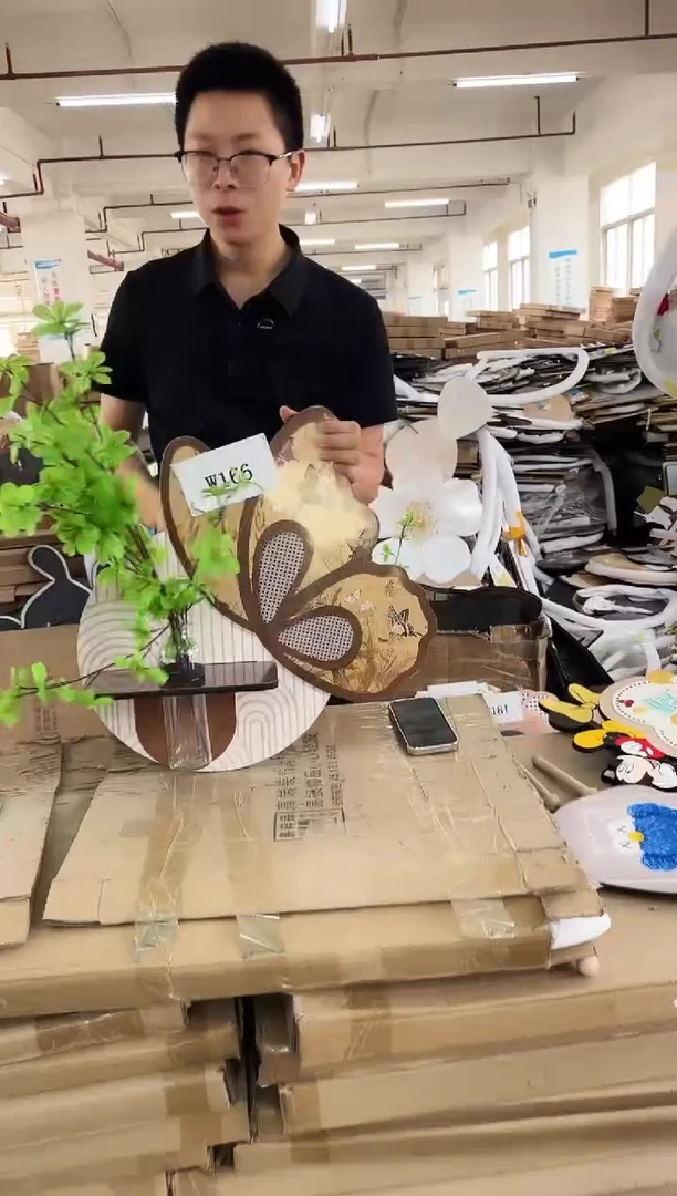 横款孤品果果微瑕闪购W166