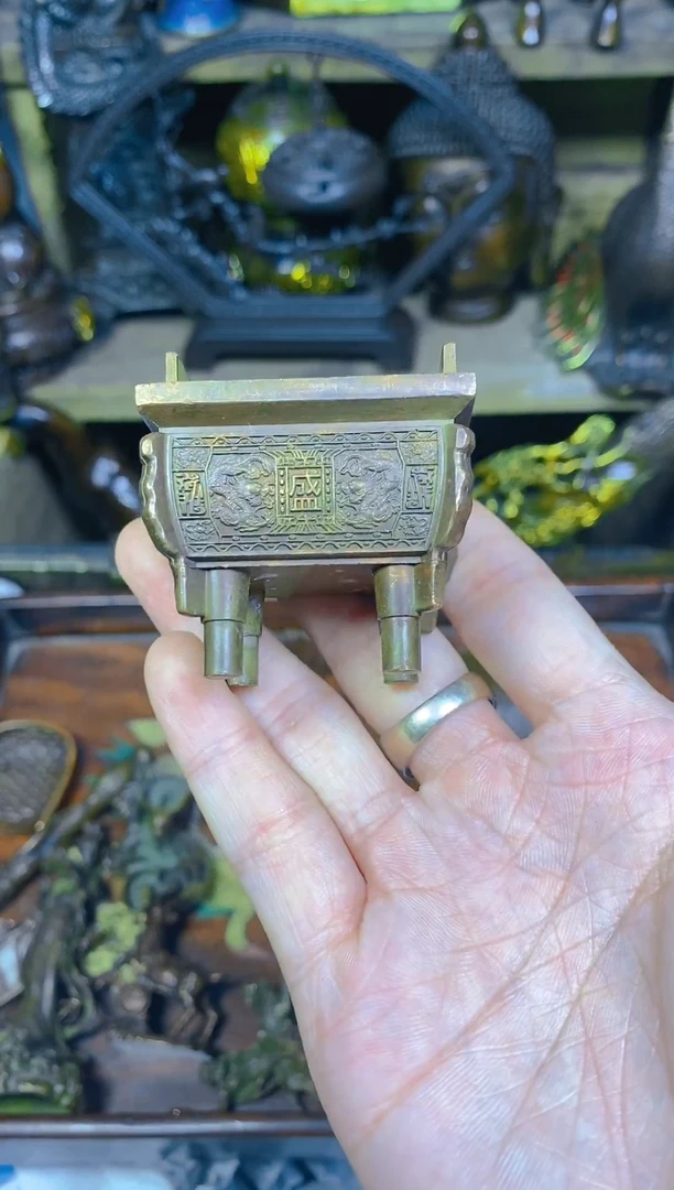 云鸿古铜精品链接