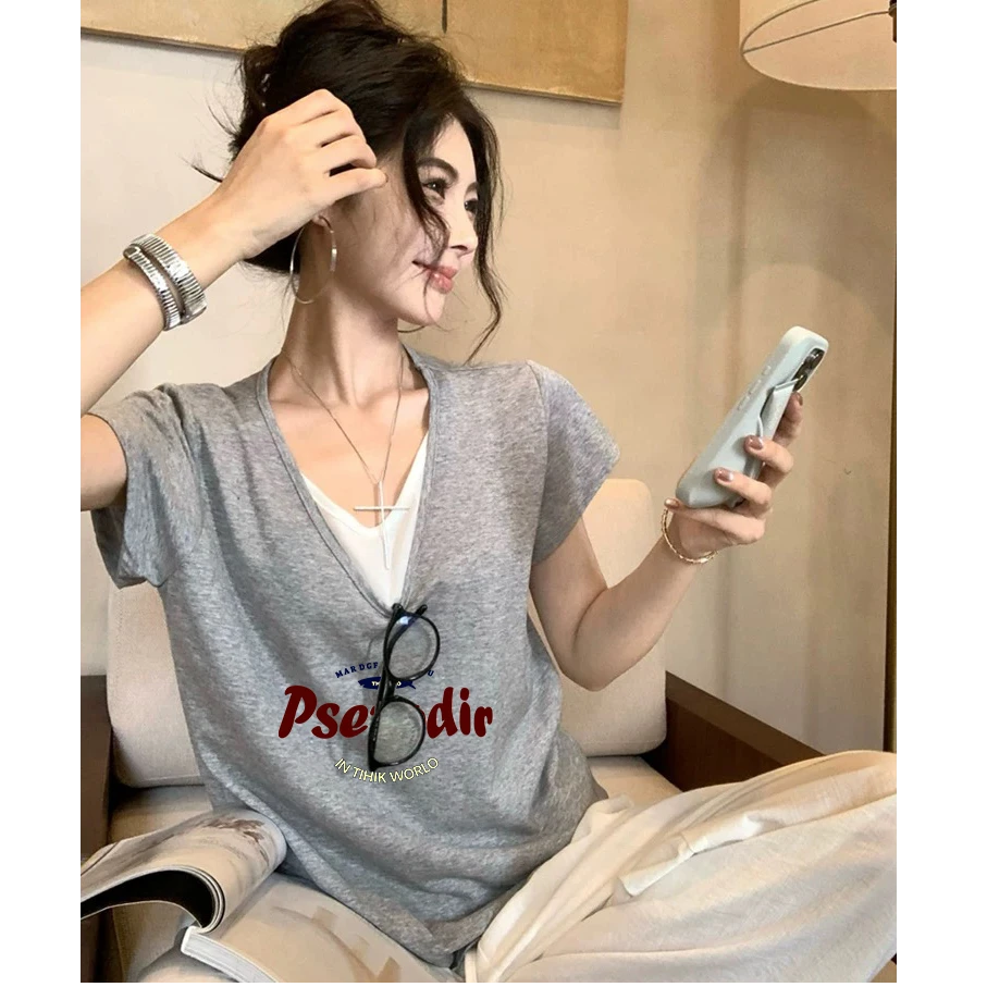 灰色半袖t恤通勤慵懒风宽松短袖t恤女假两件撞色v领上衣夏季正肩