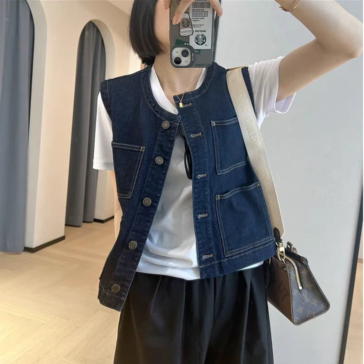2025新款复古牛仔马甲叠穿百搭无袖背心外套设计感别致显瘦上衣女