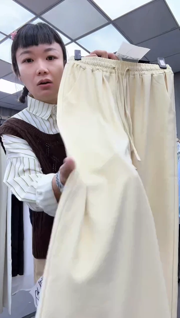 大哥家漂亮衣服漂亮颜色