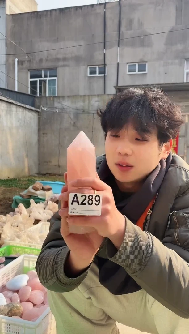 【闪购商品】水晶摆件未镶嵌粉水晶柱子 289