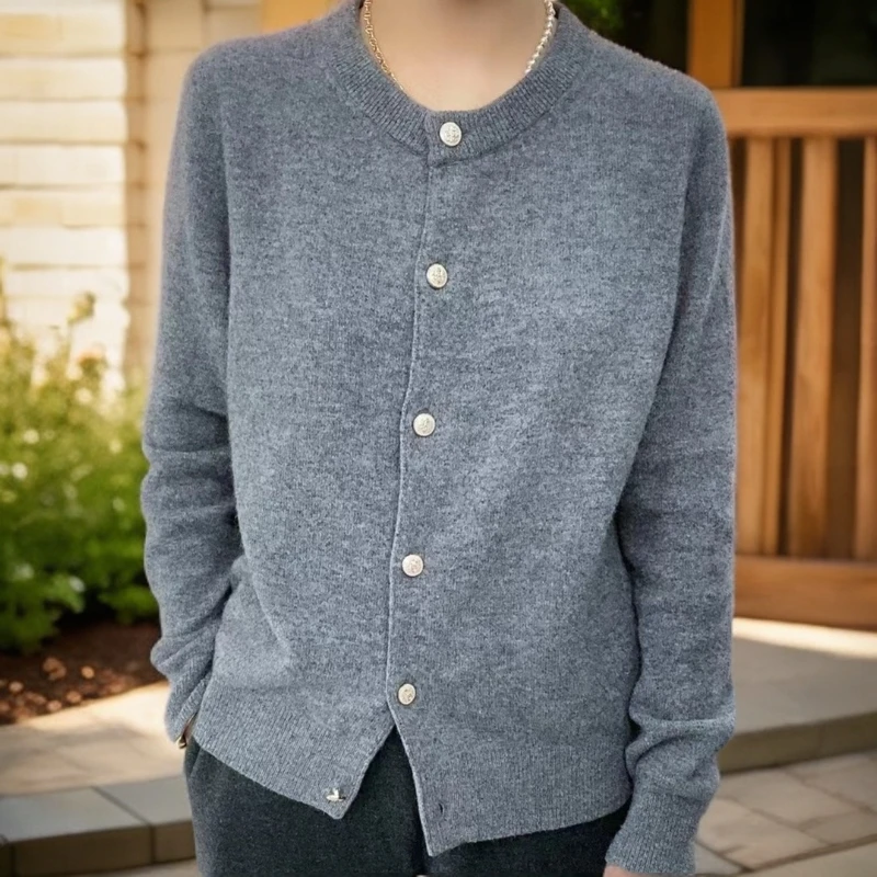 纪凡姬/1572-新款细腻圆领针织开衫女秋冬宽松针织开衫